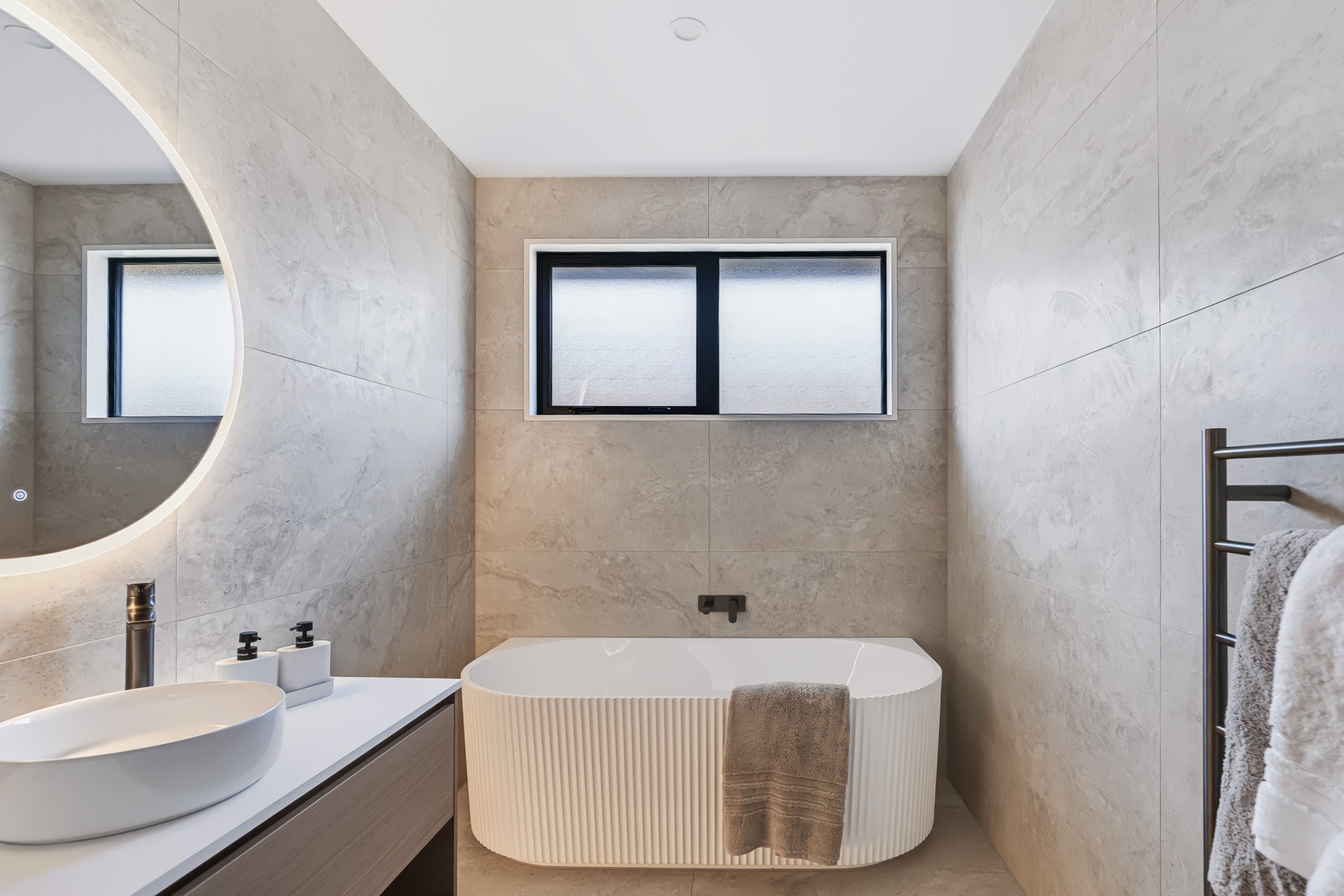 Titaniumshowhome2