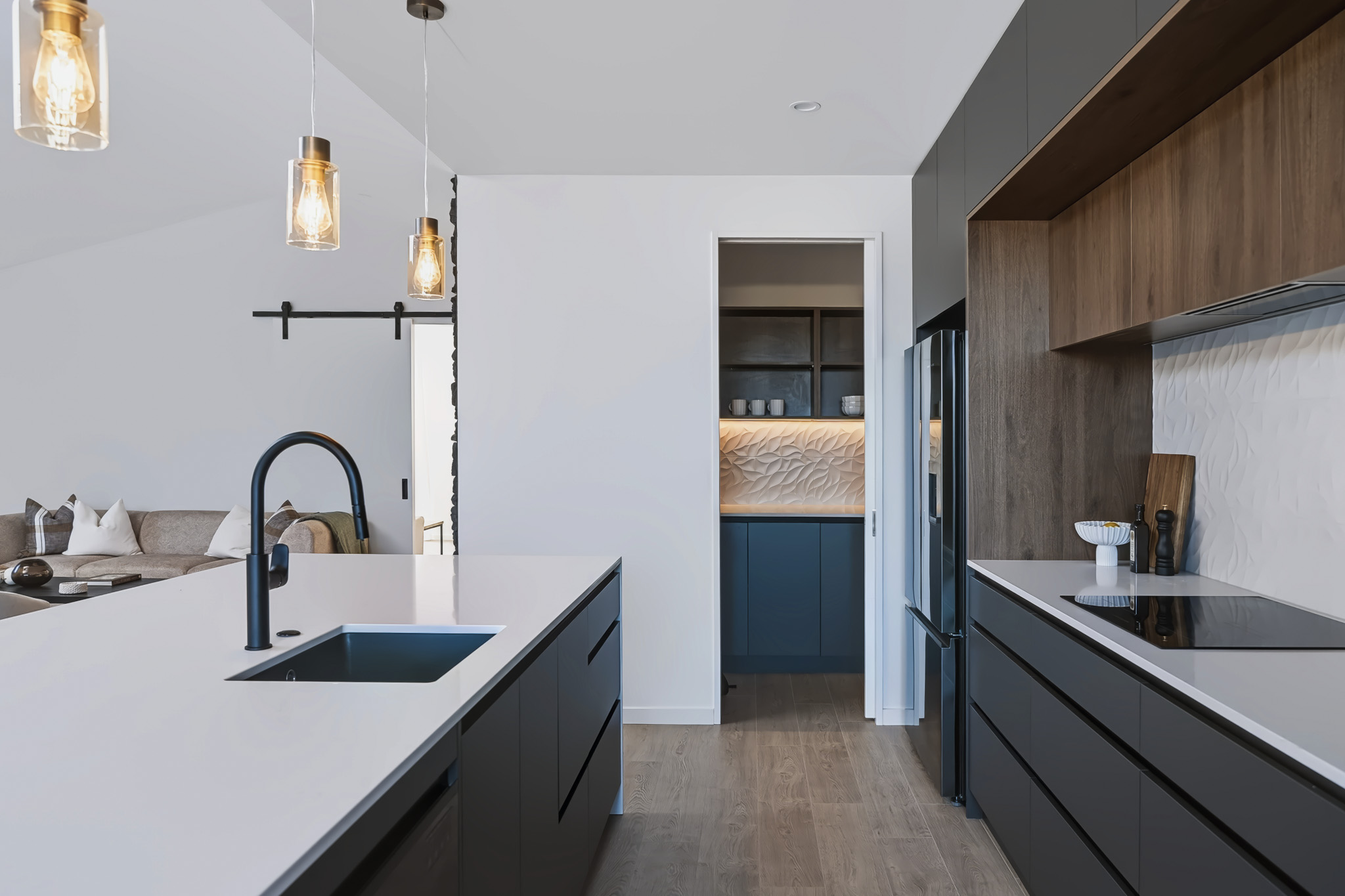 Titaniumshowhome7